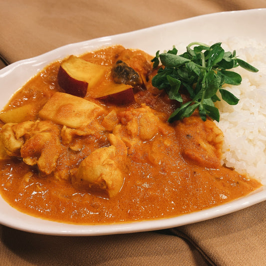 さつまいもとエリンギのバターチキンカレー